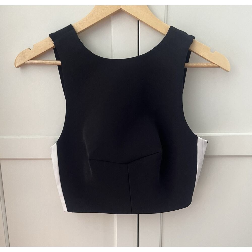 KENDALL + KYLIE Crop Tank top sz. S Wide Adjustable Straps Black White